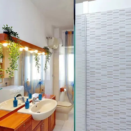 Ostiense Cozy House Apartament *